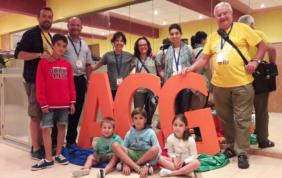 Algunos de los burgaleses asistentes a la asamblea.
