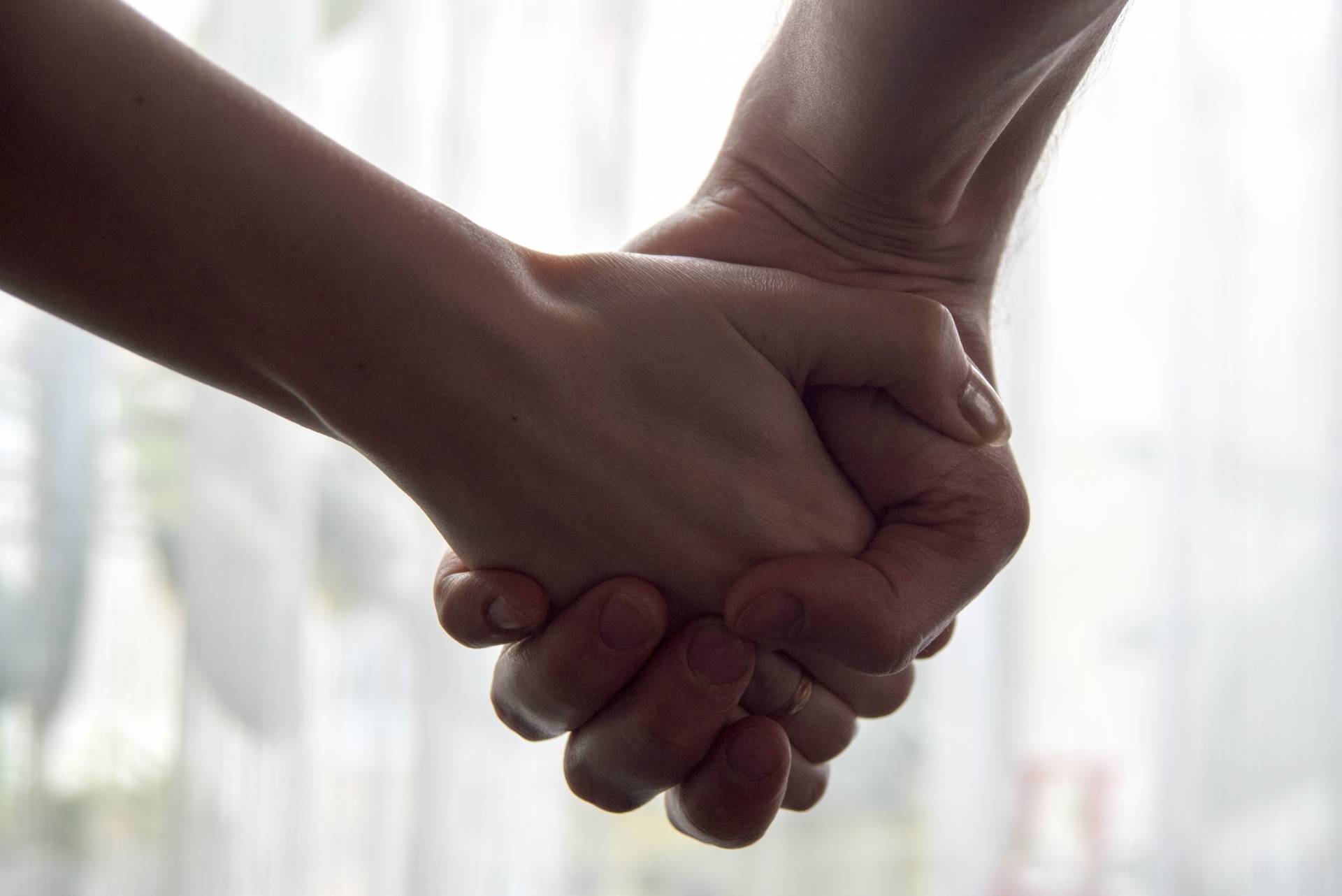 hands-2802891