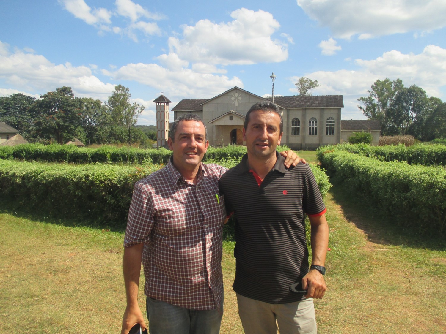 Jorge y Luis Carlos son dos sacerdotes misioneros burgaleses.