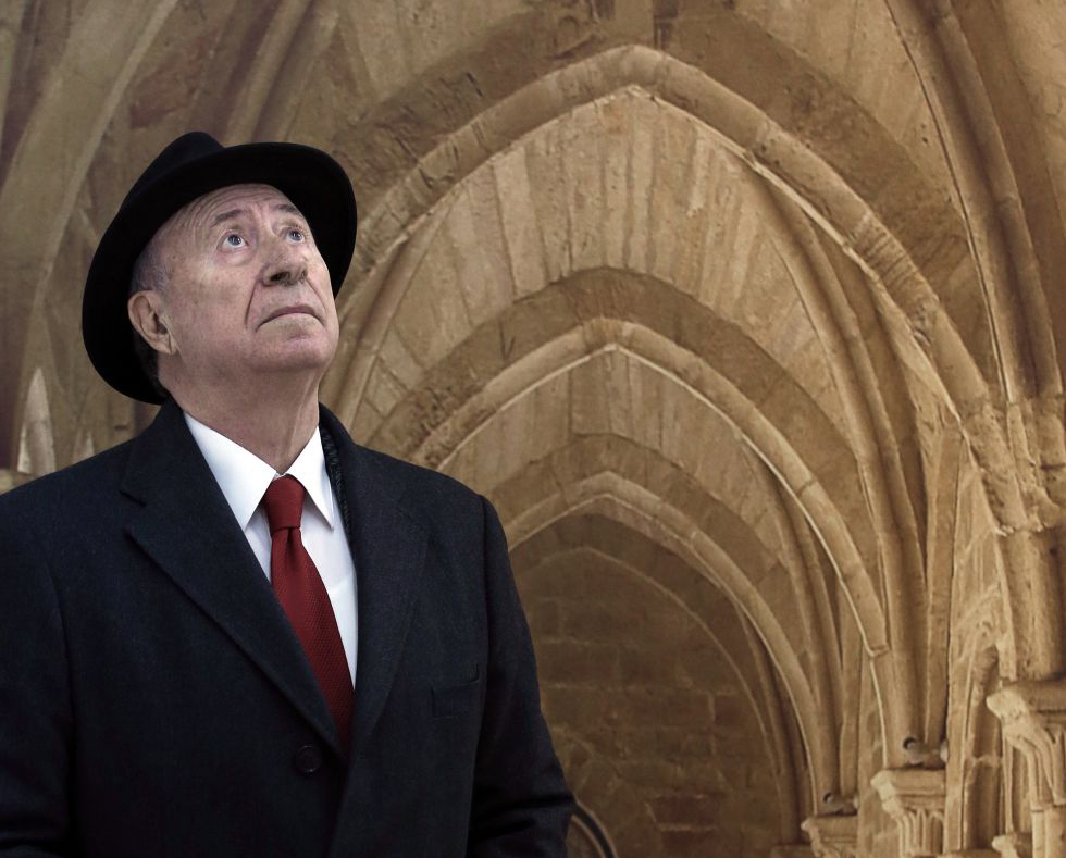 peridis dialogos en la catedral