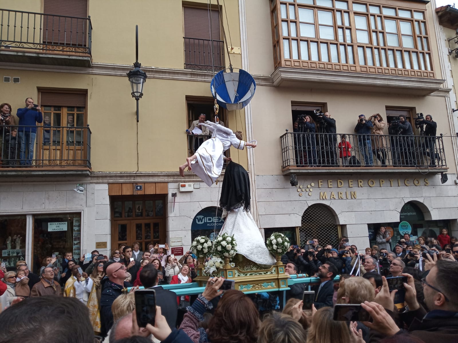 La Ribera pone en valor las tradiciones más genuinas de su Semana Santa