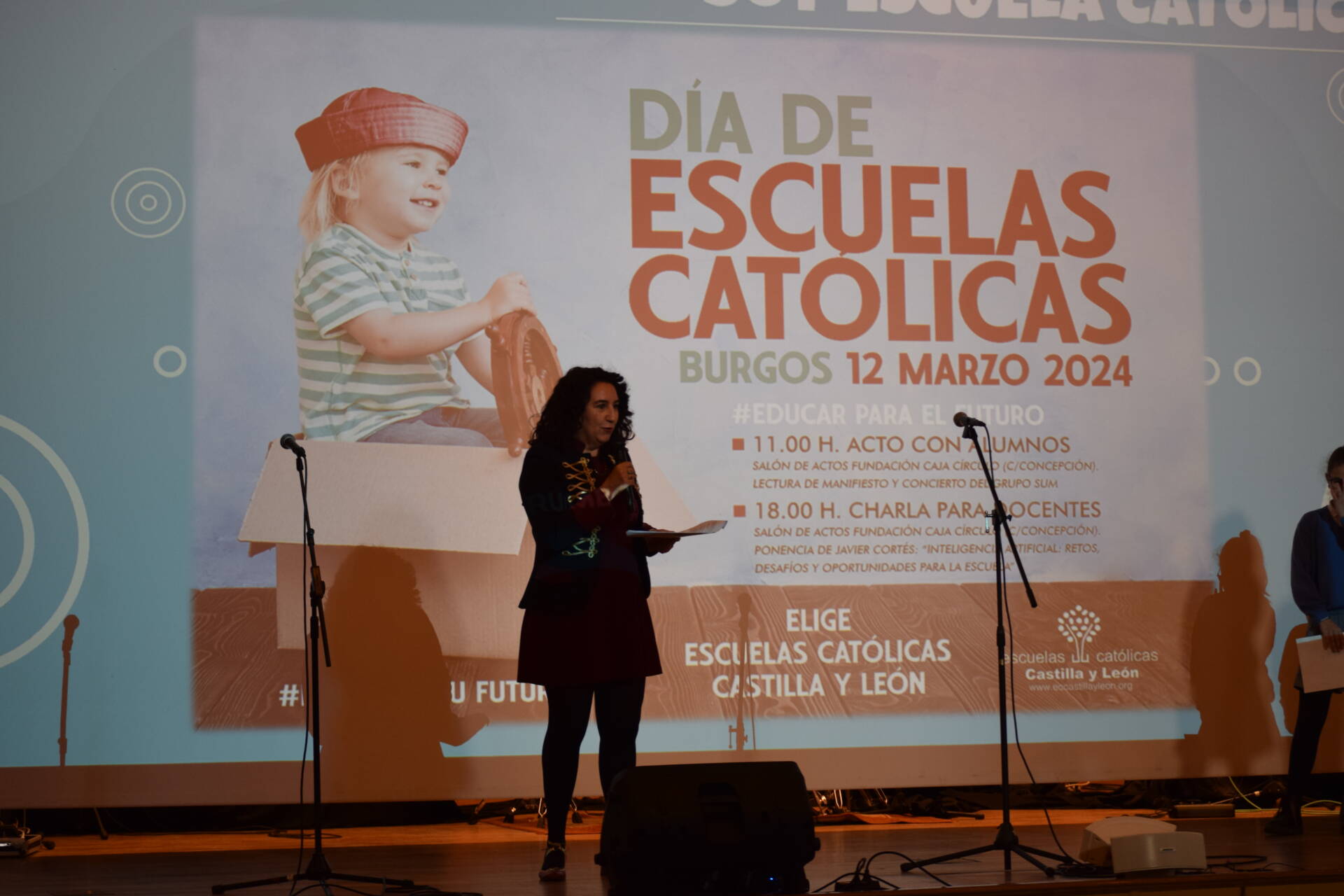 escuelas catolicas rumbo al futuro