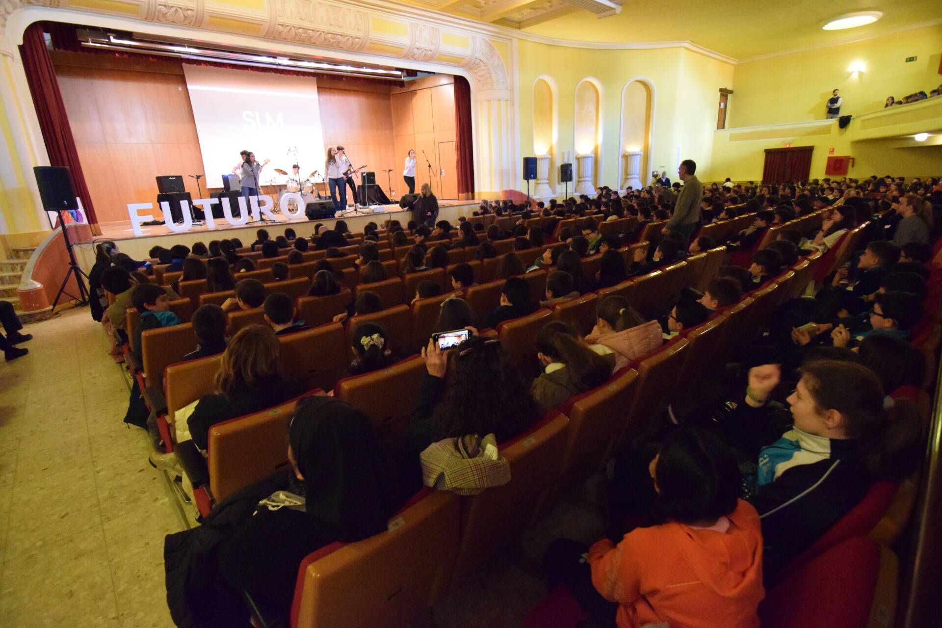escuelas catolicas rumbo al futuro