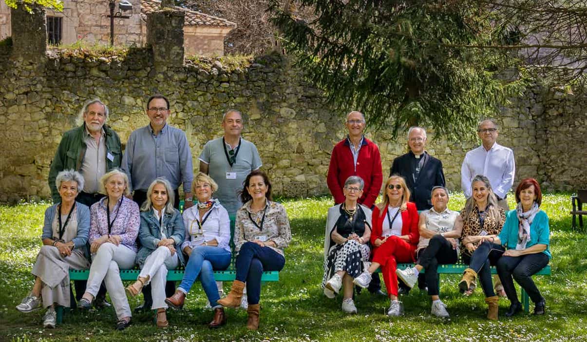 Los «custodios» de San Amaro celebran un año acogiendo visitantes en la Ermita
