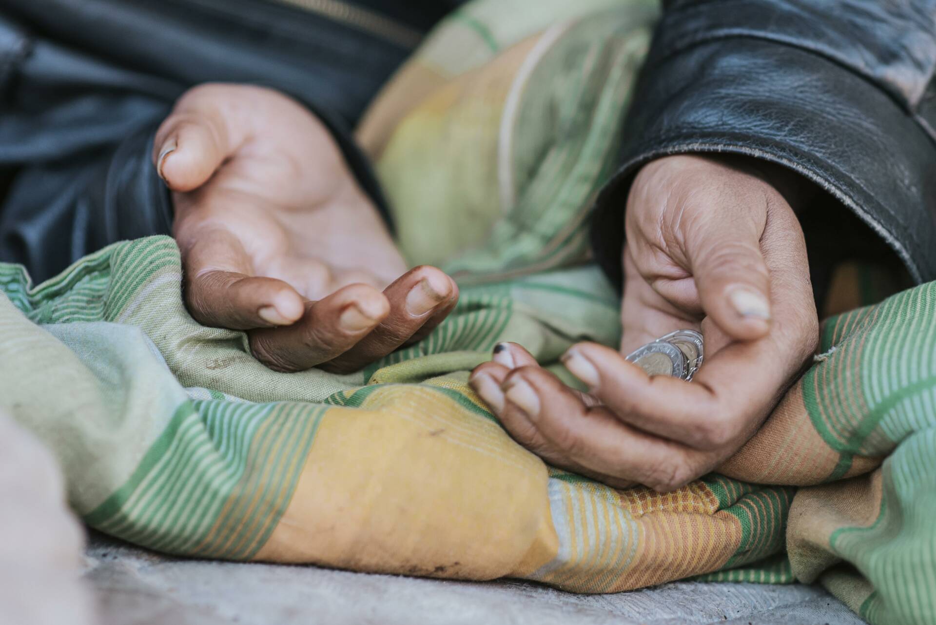 «Abracemos a los pobres en el Pan de Vida»