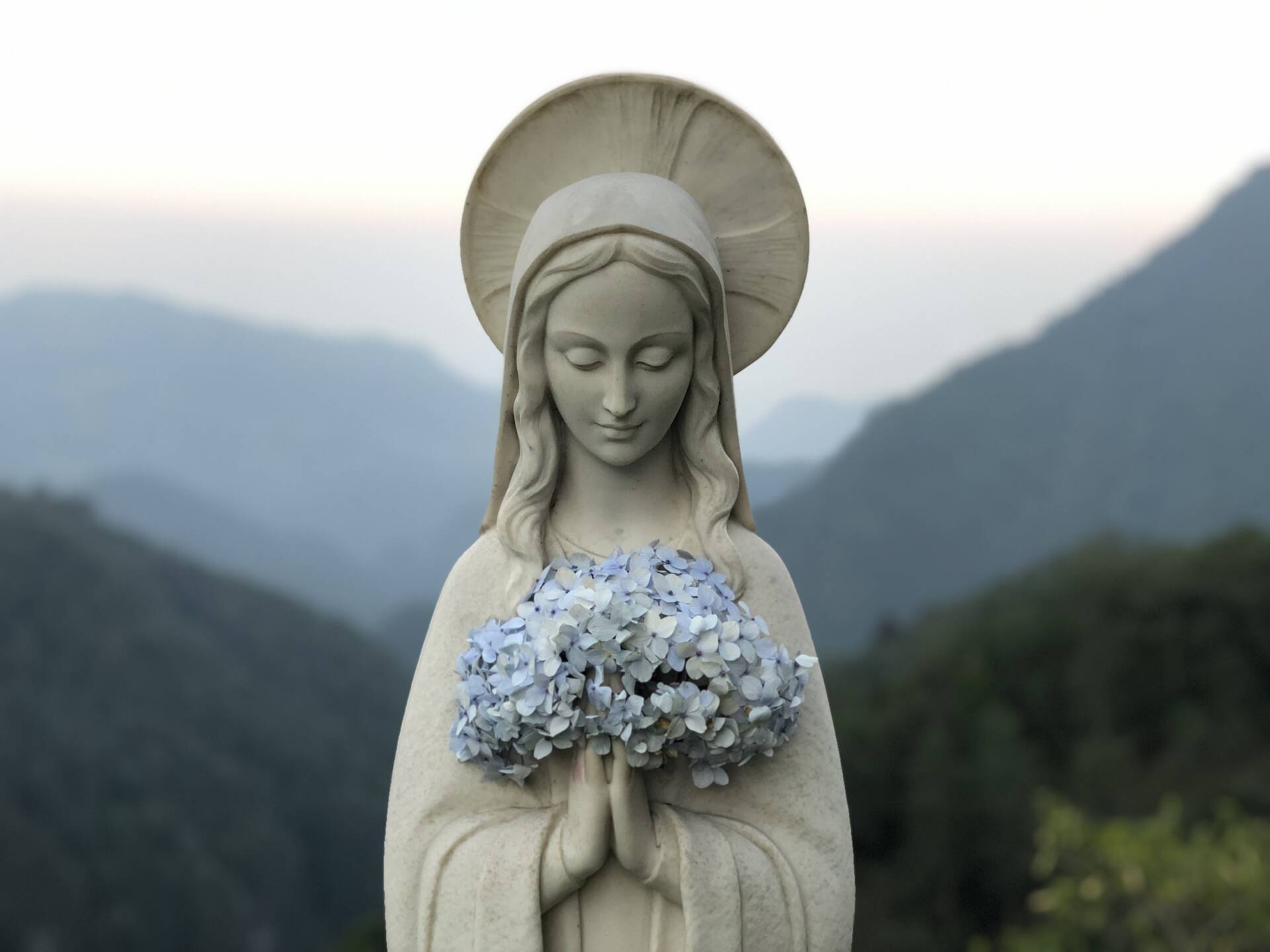 paz ucrania maria
